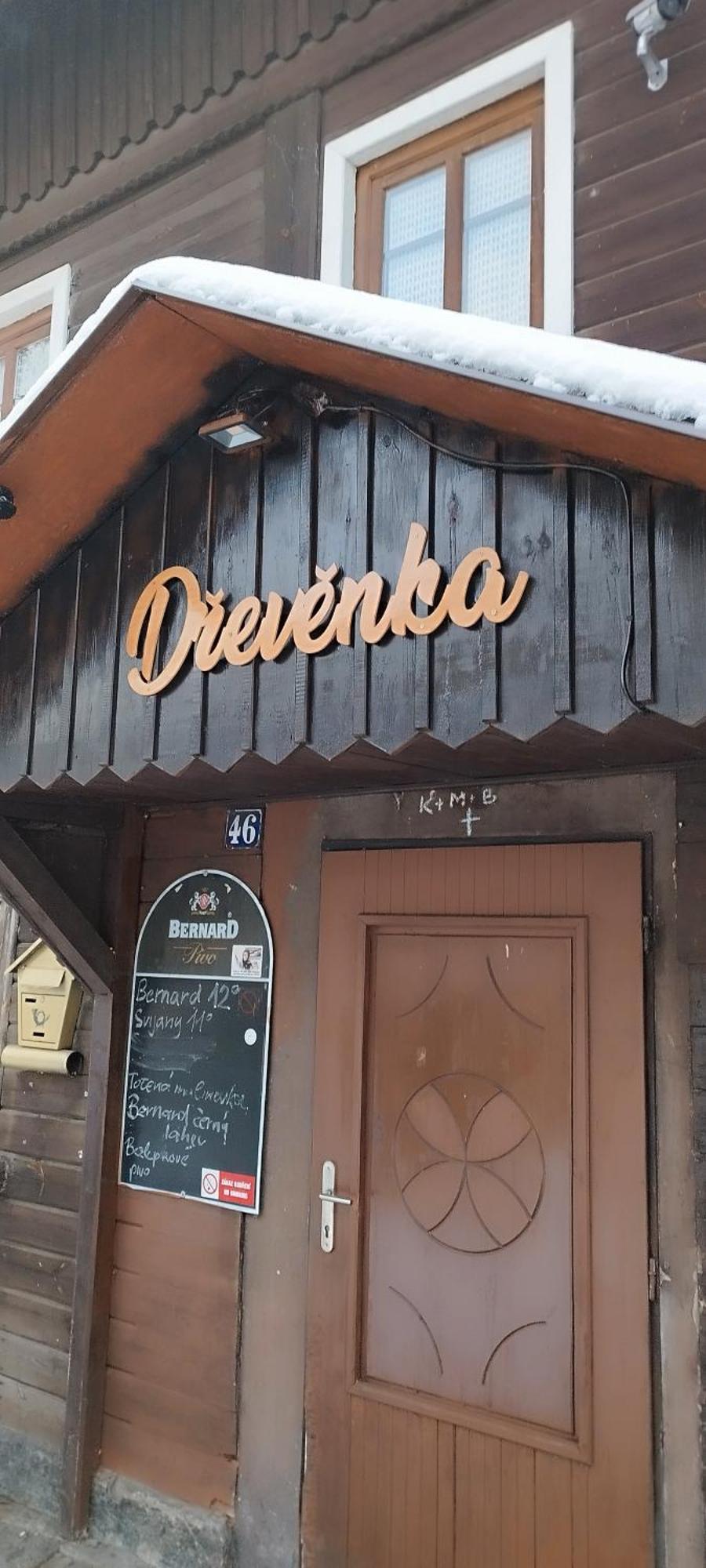 Drevenka Hotel Provodin Eksteriør billede